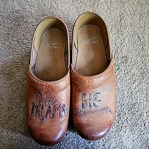 Dansko clogs size 39 little dreams big adventures